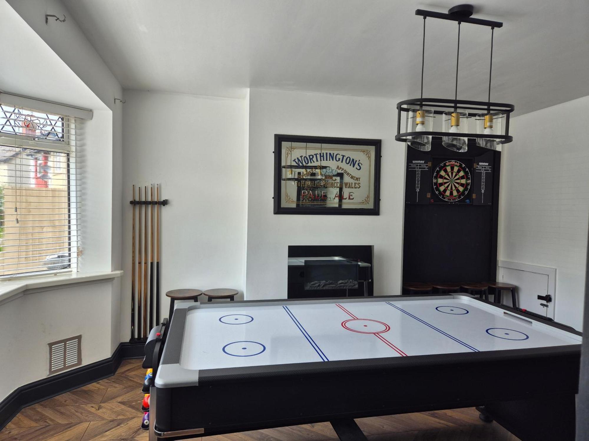 Cardiff City Centre House - Sleeps 6 מראה חיצוני תמונה